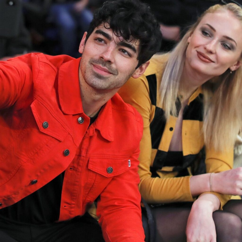 Sophie Turner sues to force estranged husband Joe Jonas to turn over children’s passports | AP News