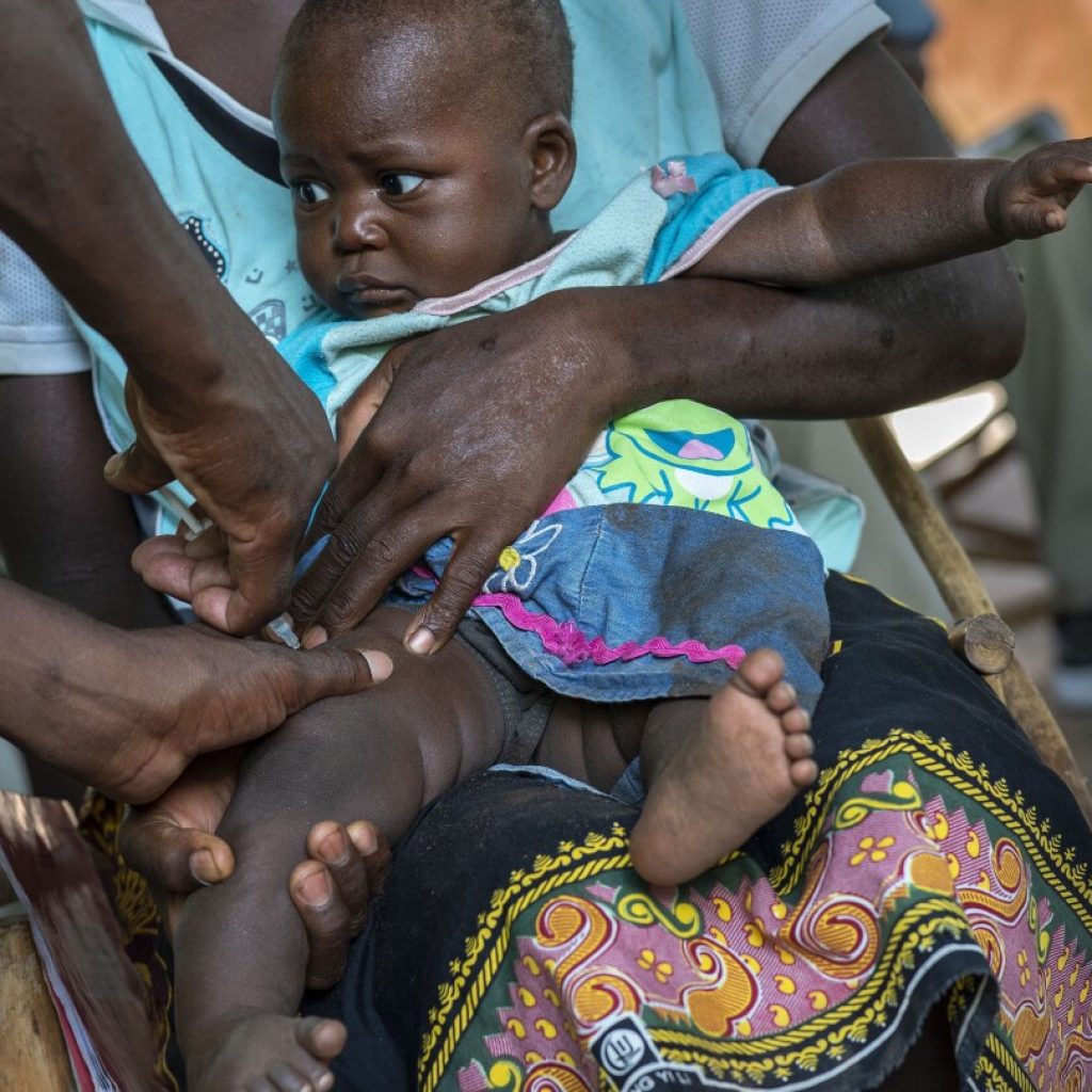 UN authorizes a second malaria vaccine. Experts warn it’s not enough to stop the disease spreading | AP News