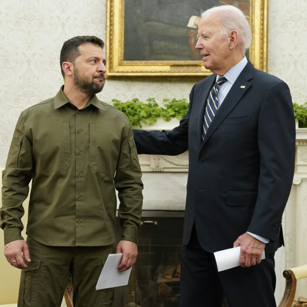 Biden suggests he has path around Congress to get more aid to Ukraine, says he plans major speech | AP News