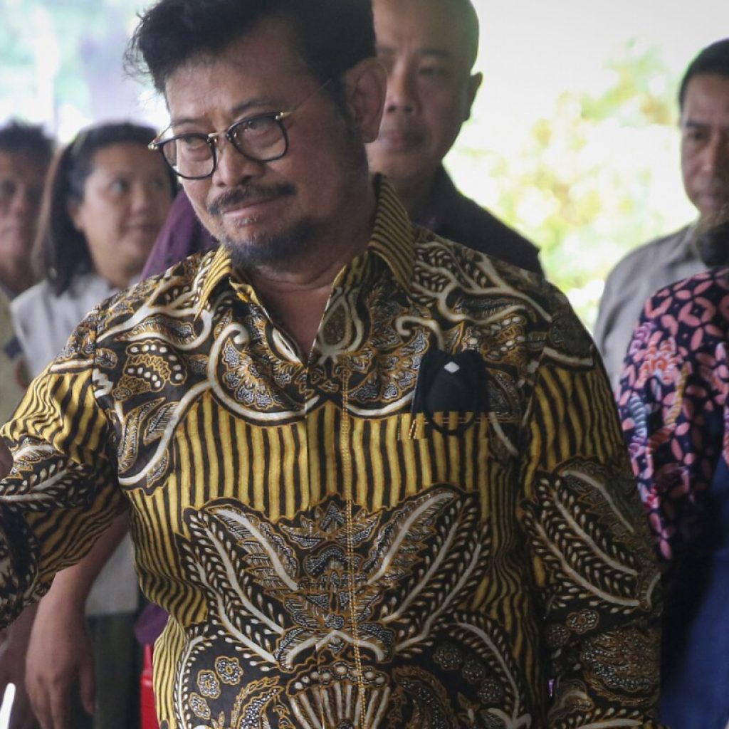 Indonesia’s agriculture minister resigns amid a corruption investigation | AP News