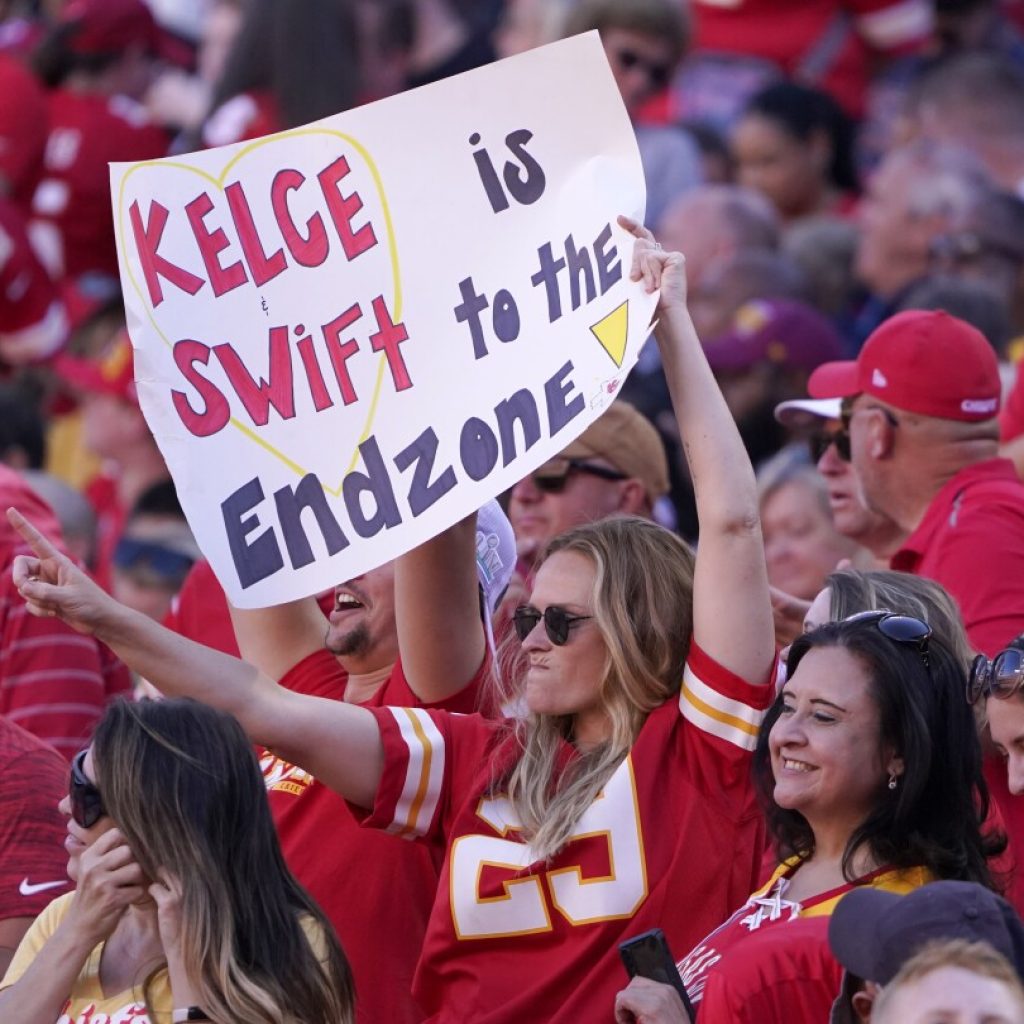 Taylor Swift and Travis Kelce: Here’s why the NFL wants in | AP News