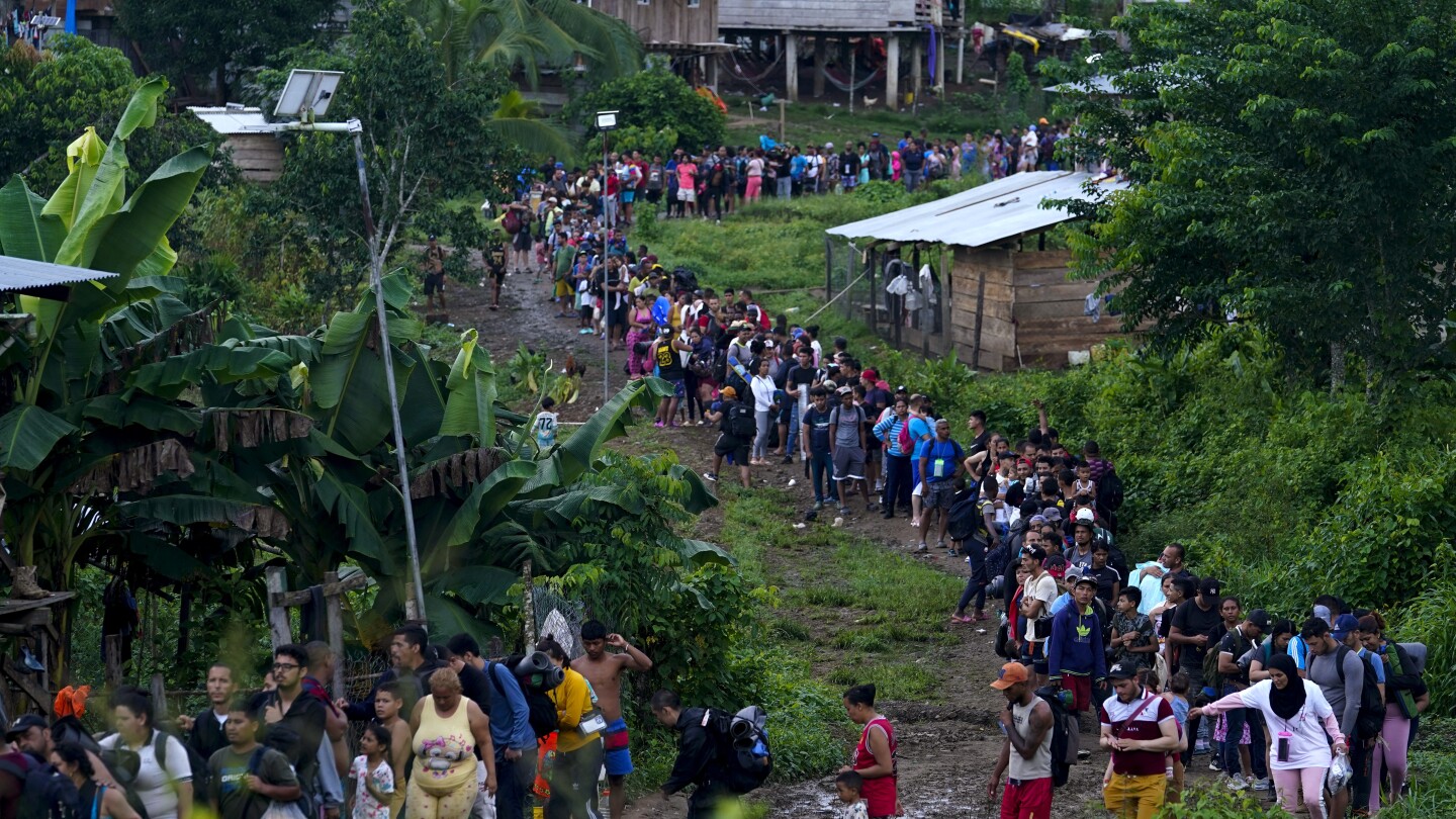 Panama, Costa Rica agree to a plan to speed migrants passing through from Darien Gap | AP News