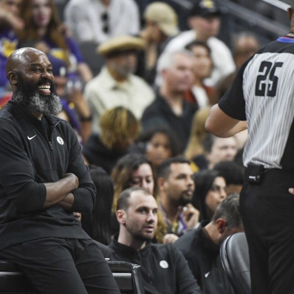 Nets coach Vaughn says team from Israel wants to play exhibition game Thursday despite war at home | AP News