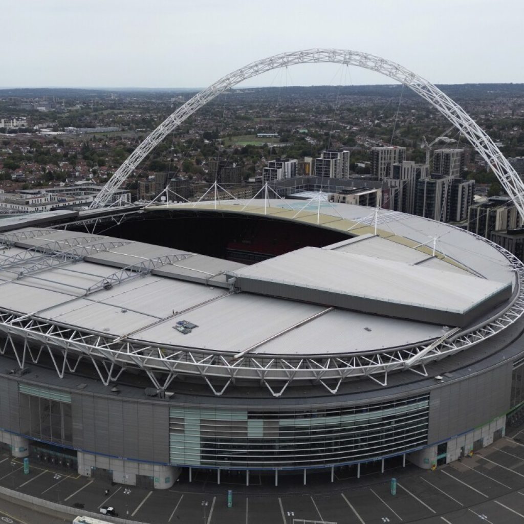 English Football Association to honor the Israeli and Palestinian victims at Wembley Stadium | AP News