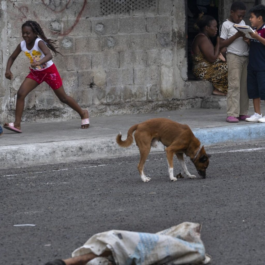 AP PHOTOS: Surge in gang violence upends life in Ecuador | AP News