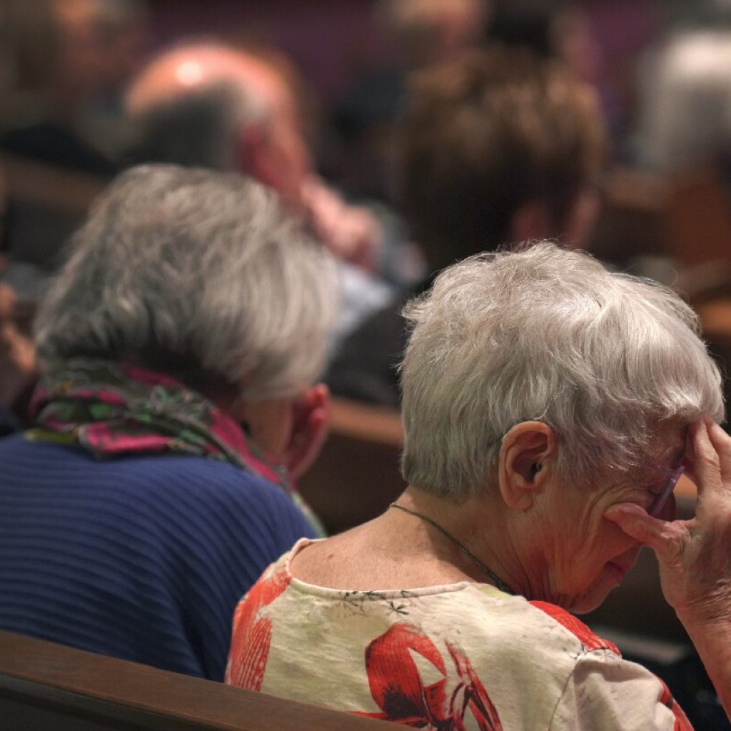 Far from Israel, Jews grieve and pray for peace in first Shabbat services since Hamas attack | AP News