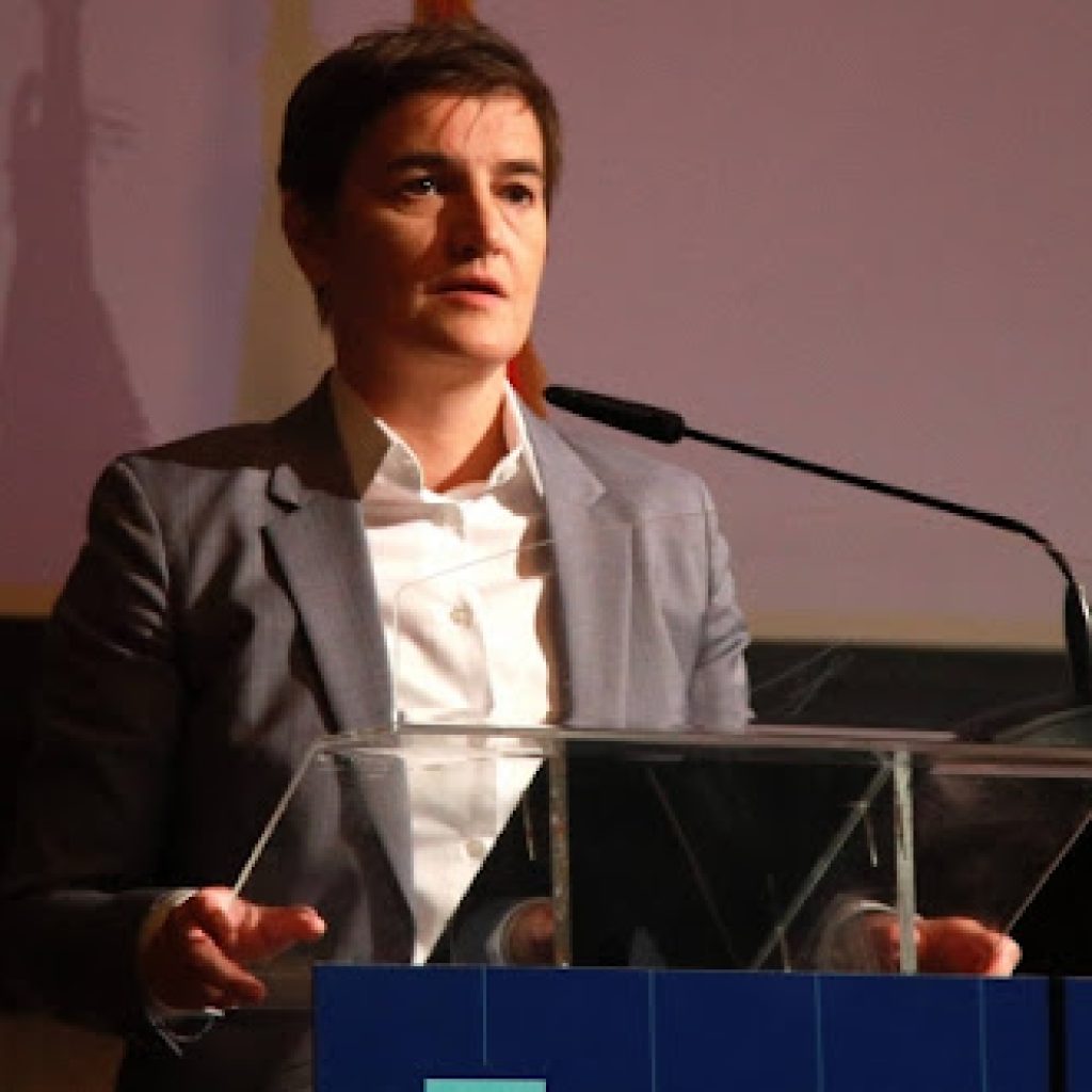 Brnabić u Tirani: Ne očekujem lake razgovore