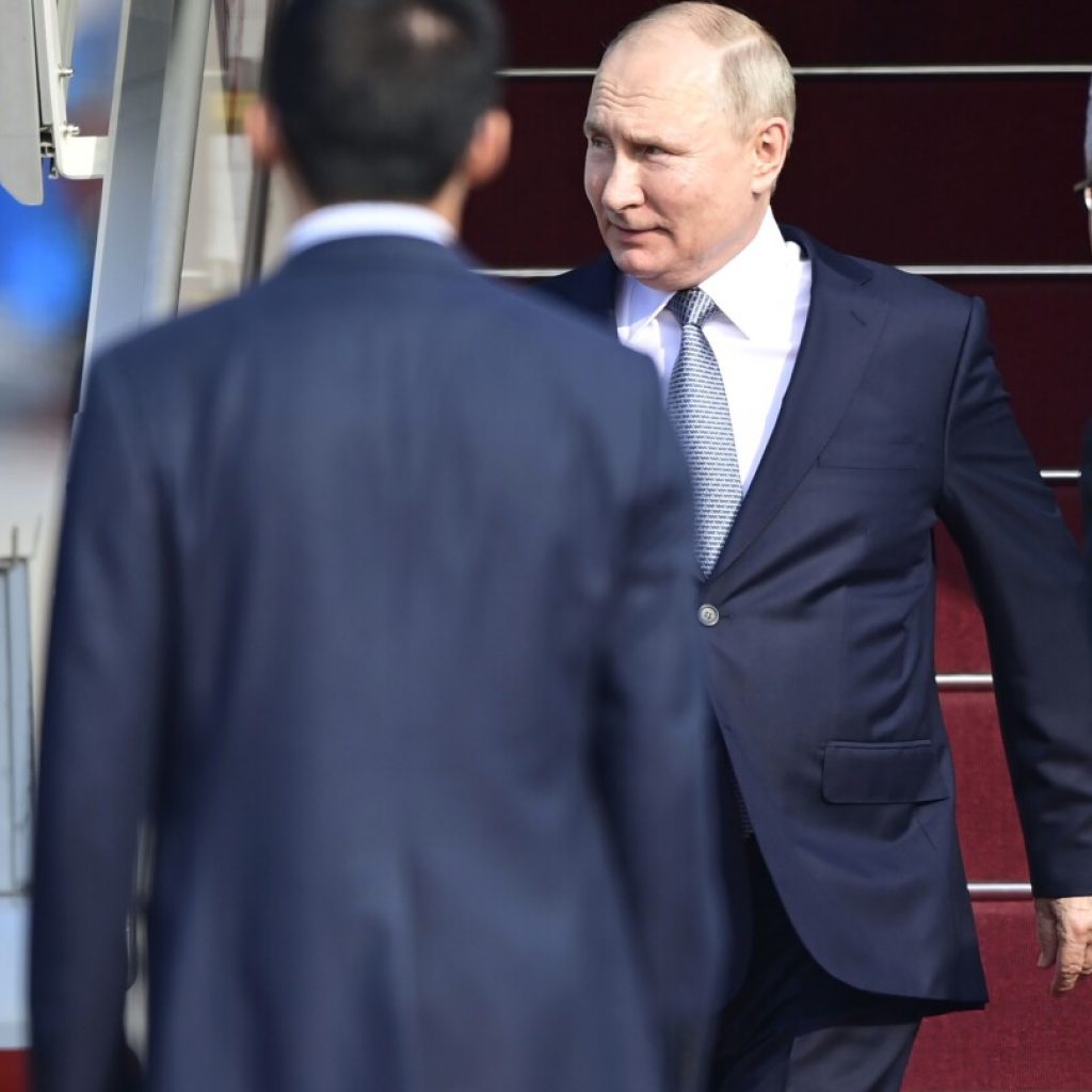 Putin begins visit in China underscoring ties amid Ukraine war and Israeli-Palestinian conflict | AP News