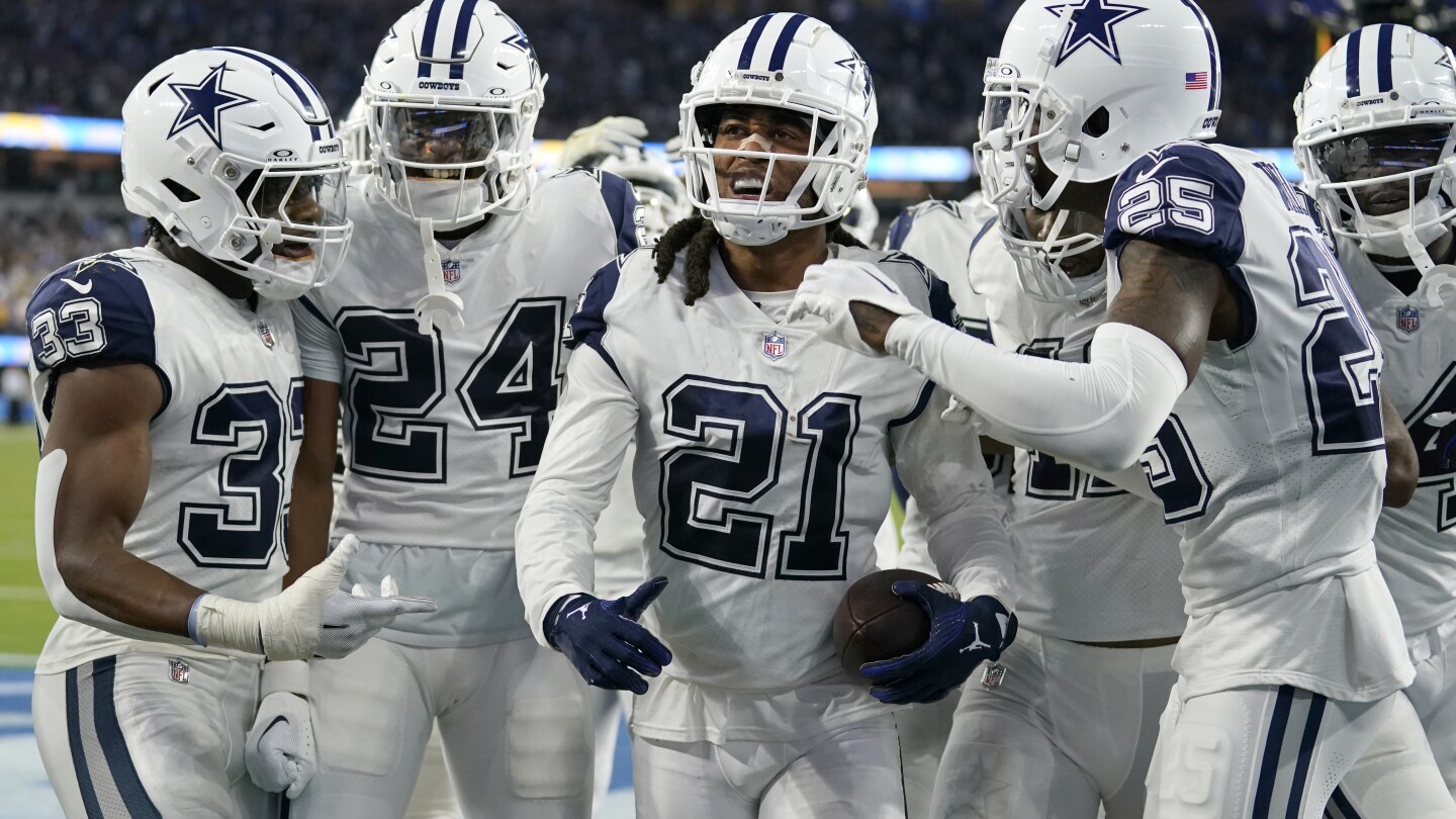 Dak Prescott, Cowboys rally in fourth quarter for a 20-17 victory over the Chargers | AP News