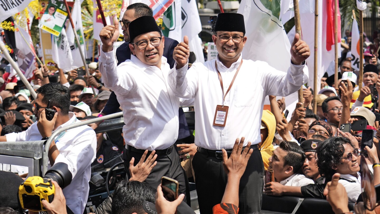 Indonesian presidential candidates register for next year’s elections as supporters cheer | AP News