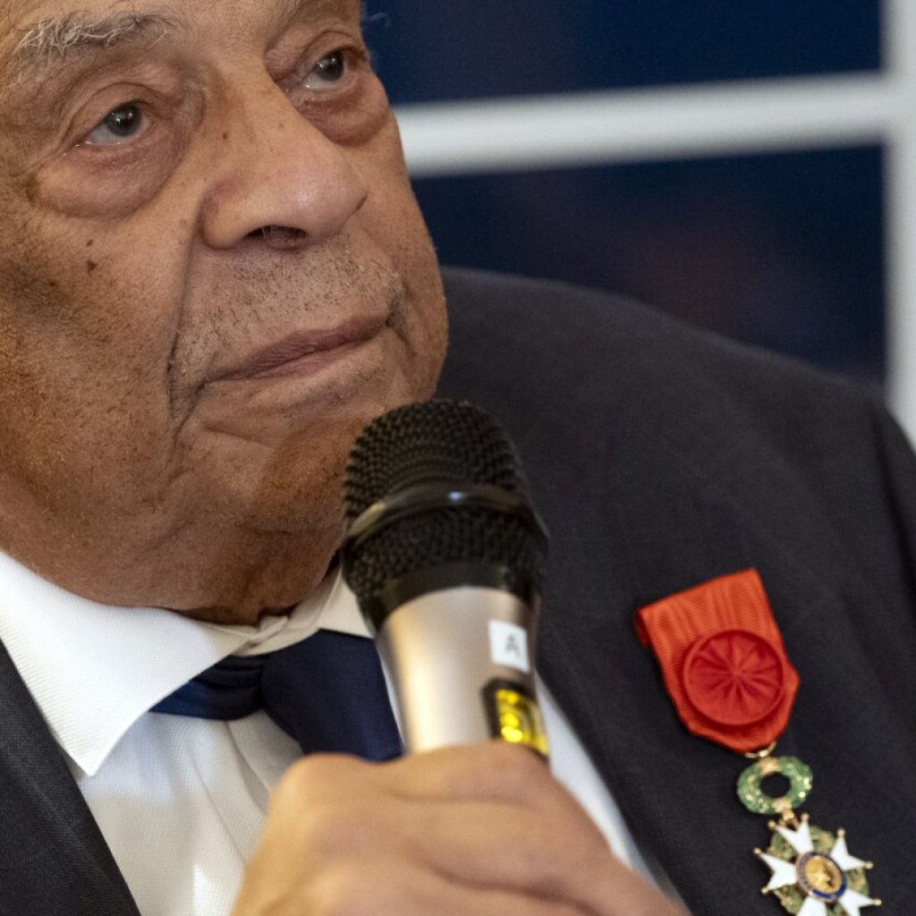 France bestows further honor on former United Nations ambassador and Atlanta mayor Andrew Young | AP News