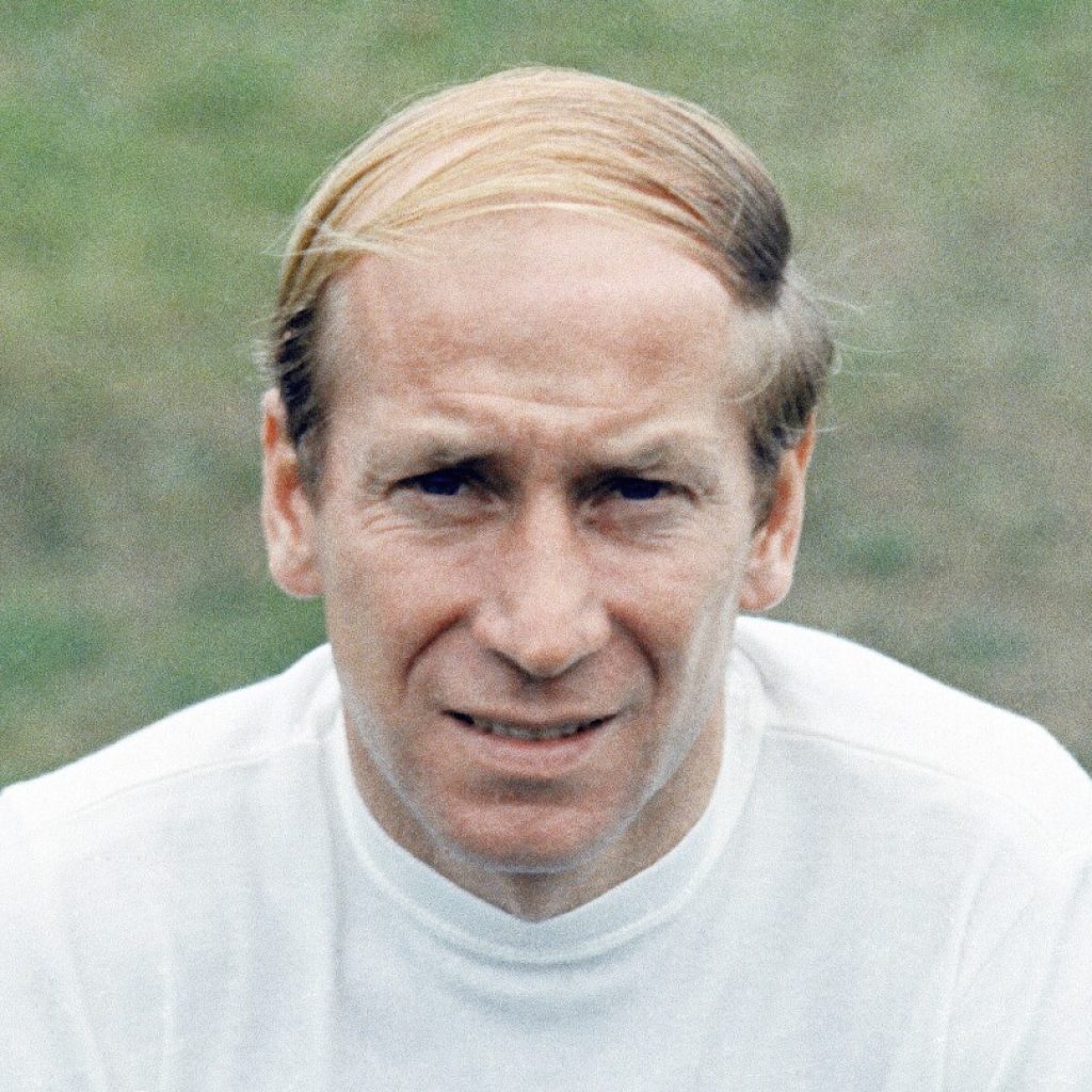 Man United, England soccer great Bobby Charlton dies at 86 | AP News