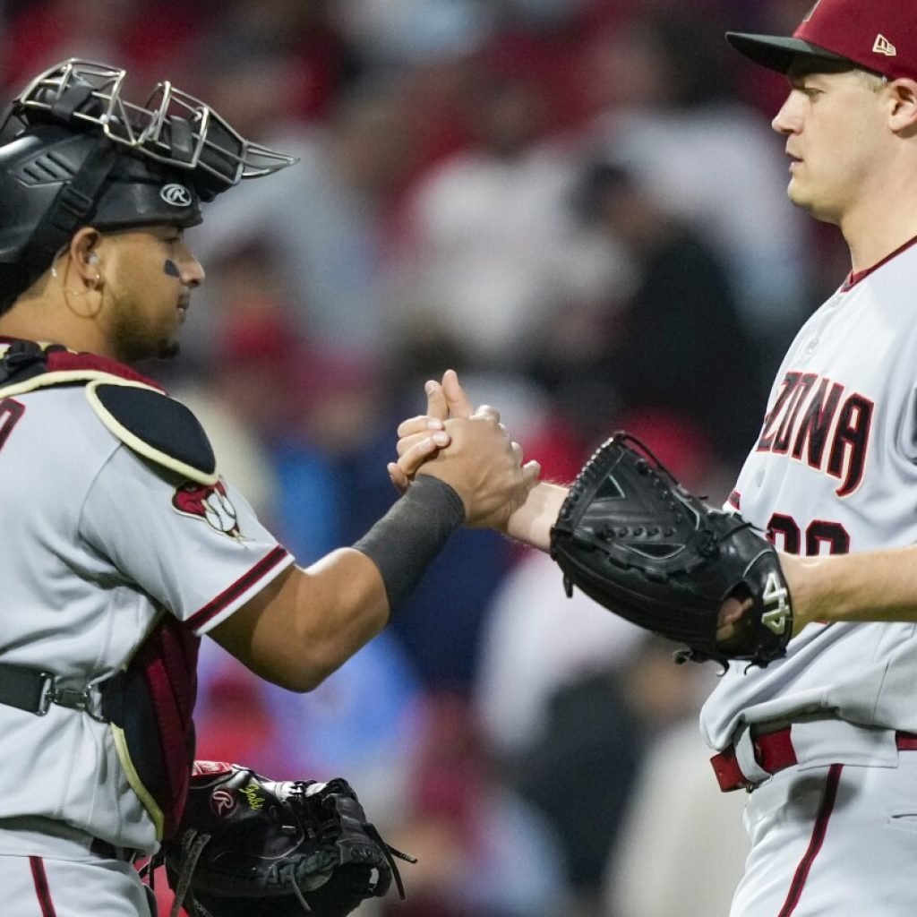 Pham, Gurriel homer, Diamondbacks power past Phillies 5-1 to force NLCS Game 7 | AP News