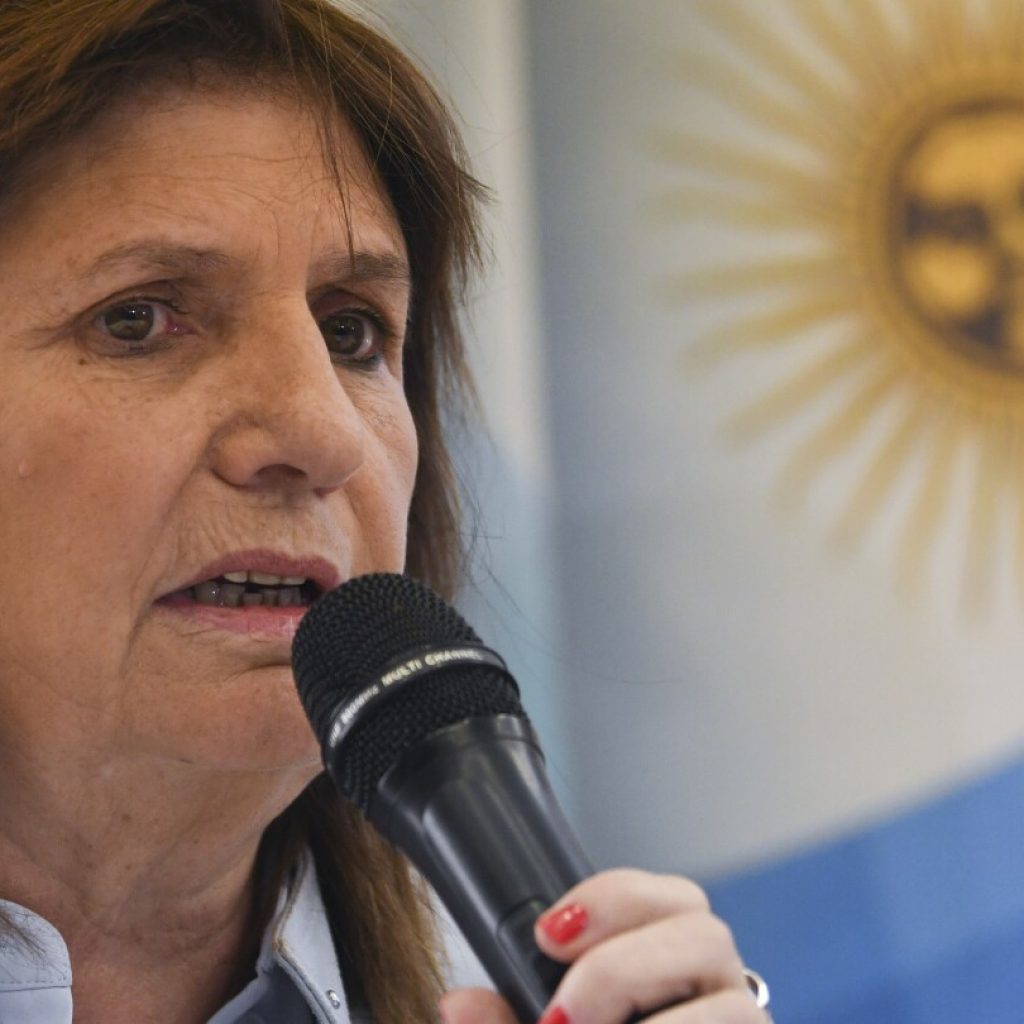 Argentina’s third-place presidential candidate Bullrich endorses right-wing populist Milei in runoff | AP News