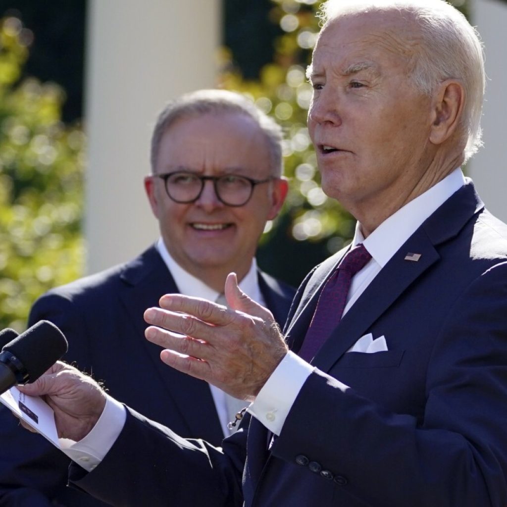 Biden condemns retaliatory attacks by Israeli settlers against Palestinians | AP News