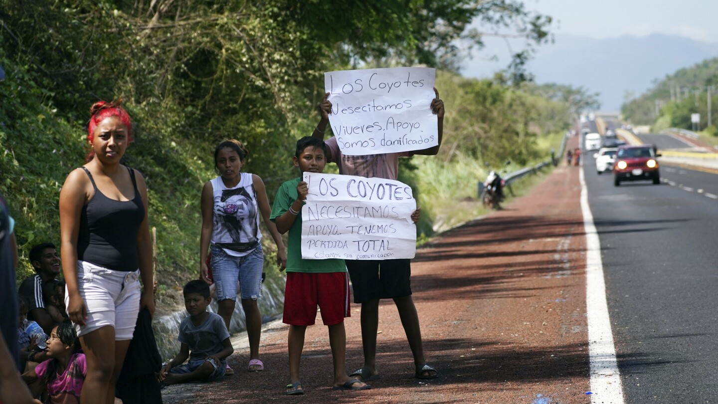 Acapulco residents demand aid days after Hurricane Otis | AP News