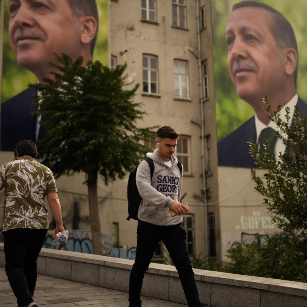 Erdogan opts for a low-key celebration of Turkey’s 100th anniversary as a secular republic | AP News