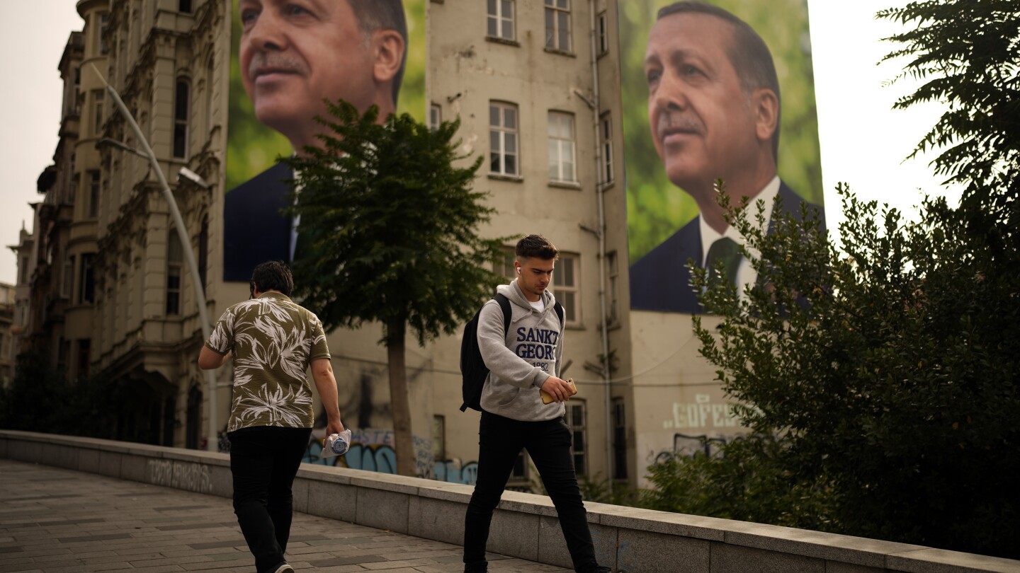 Erdogan opts for a low-key celebration of Turkey’s 100th anniversary as a secular republic | AP News