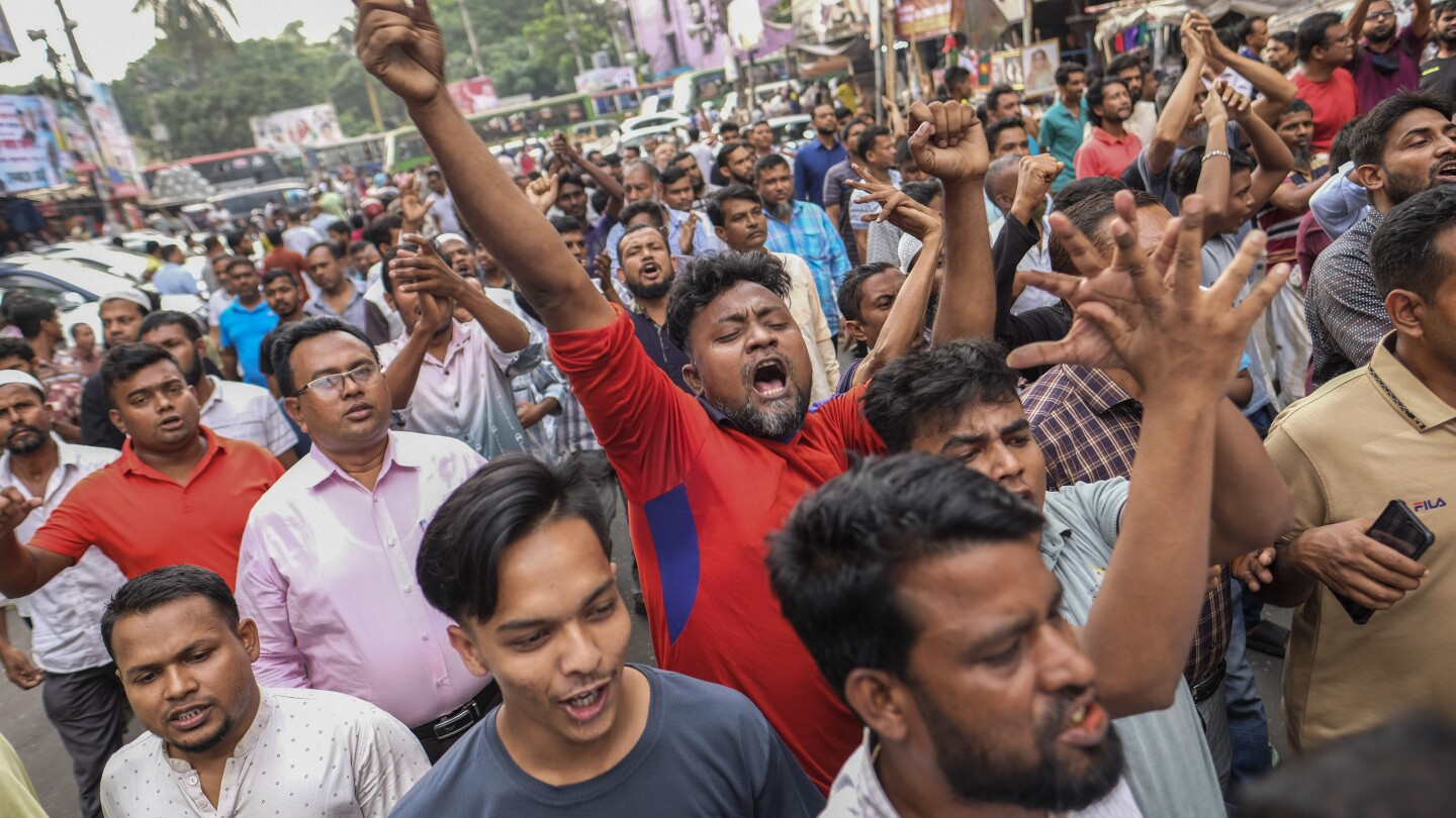 Bangladesh’s ruling party holds rally to denounce ‘violent opposition protests’ ahead of elections | AP News