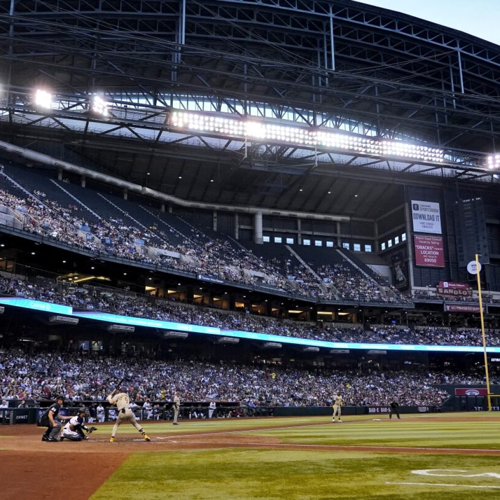 Chase Field roof open for World Series Game 3 between Diamondbacks and Rangers | AP News