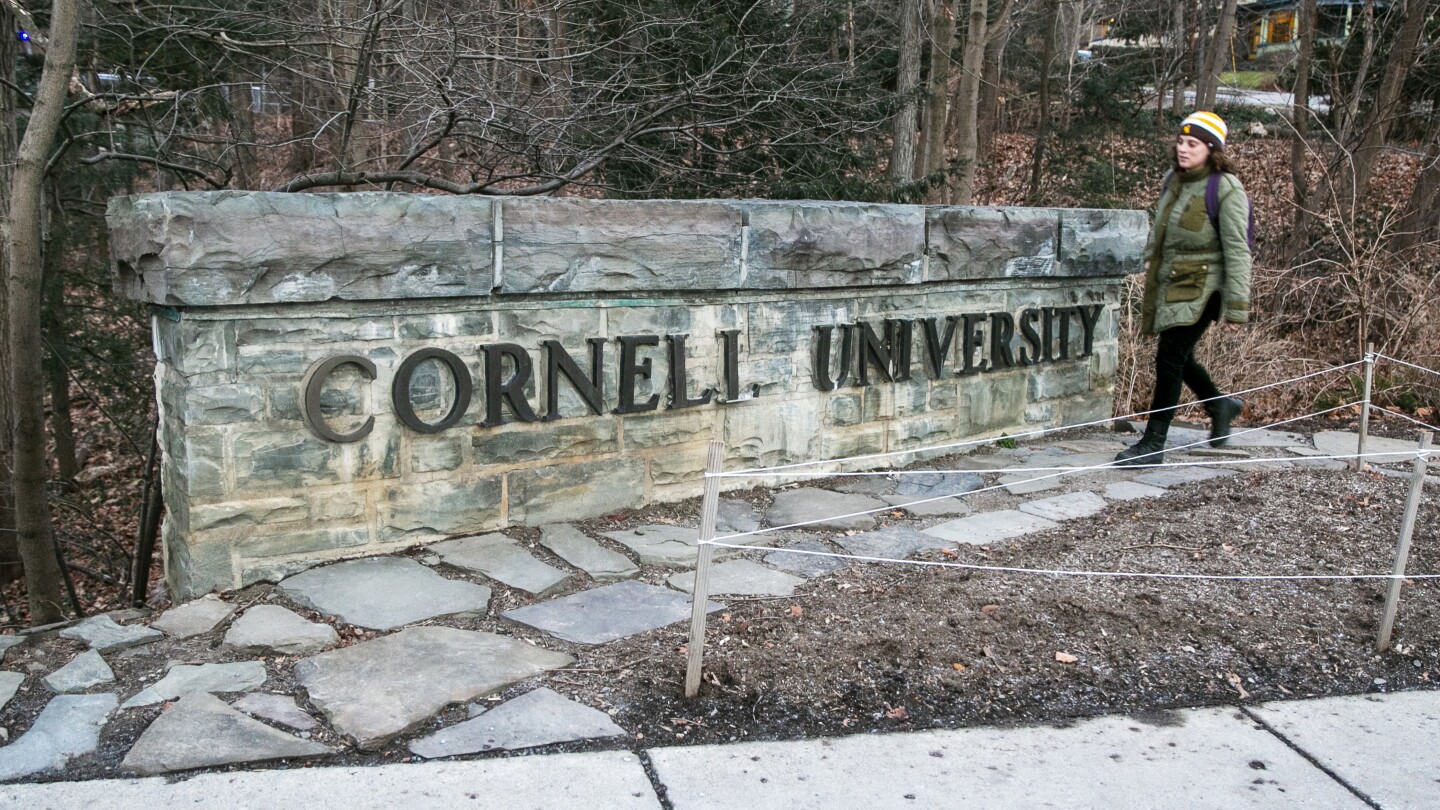 Online antisemitic threats unnerve Jewish students and spark condemnation at Cornell University | AP News