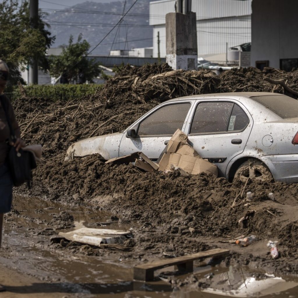 Mexico says four more sunken boats found in Acapulco bay after Hurricane Otis | AP News