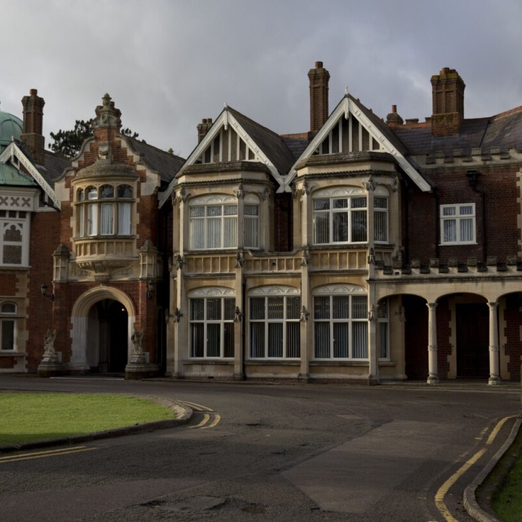 The UK’s AI summit is taking place at Bletchley Park, the wartime home of codebreaking and computing | AP News