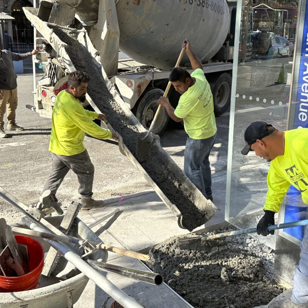 US employers pulled back on hiring in October, adding 150,000 jobs in face of higher borrowing rates | AP News