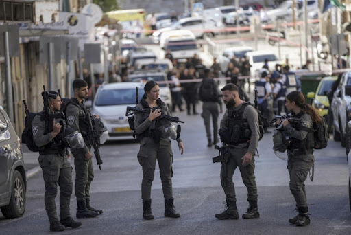 Napadač nožem ranio pripadnicu izraelske vojske ispred policijske stanice u istočnom Jerusalimu