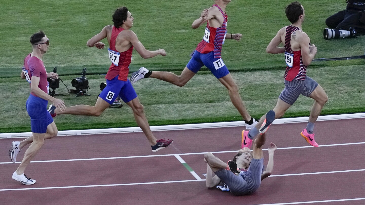 AP PHOTOS: Pan American Games feature diving runner, flying swimmer, joyful athletes in last week | AP News