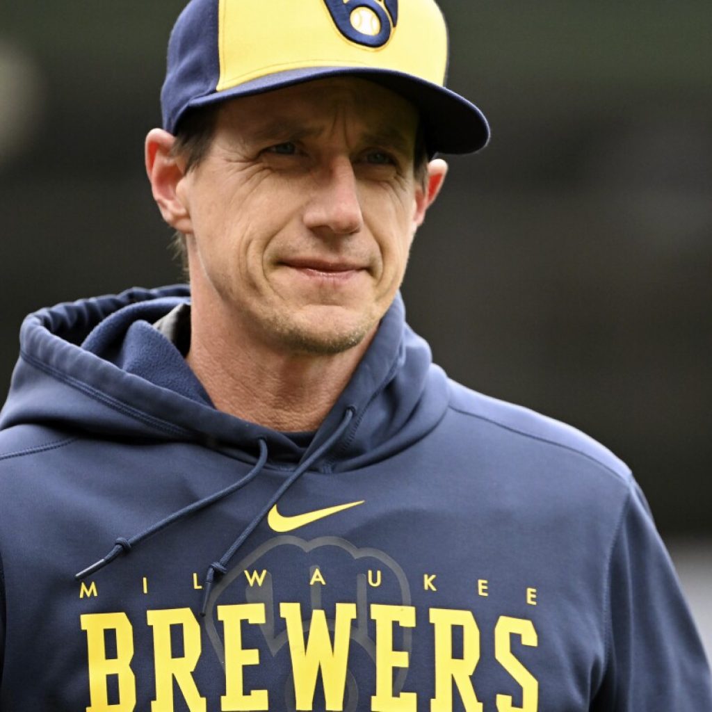 Chicago Cubs hire Craig Counsell away from Milwaukee | AP News