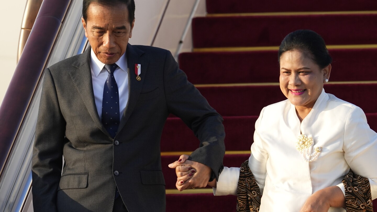 President Joe Biden to host Indonesian President Joko Widodo at the White House Nov. 13 | AP News