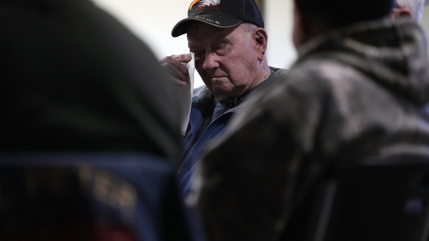 96-year-old Korean War veteran still attempting to get Purple Heart medal after 7 decades | AP News