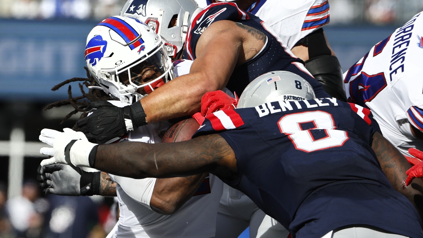 Patriots LB Ja’Whaun Bentley inactive against Colts in Frankfurt | AP News