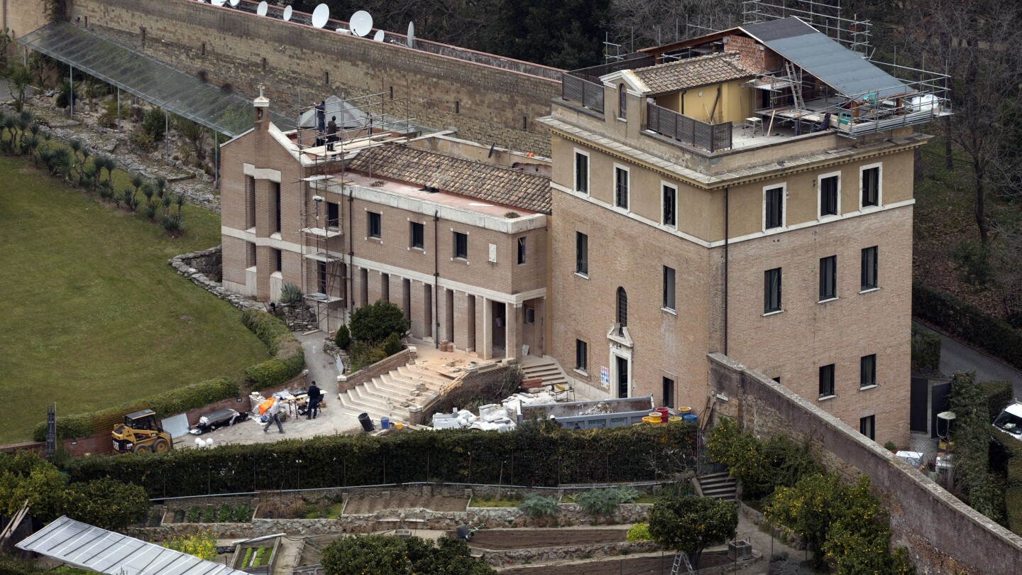 Vatican monastery that served as Pope Benedict XVI’s retirement home gets new tenants | AP News