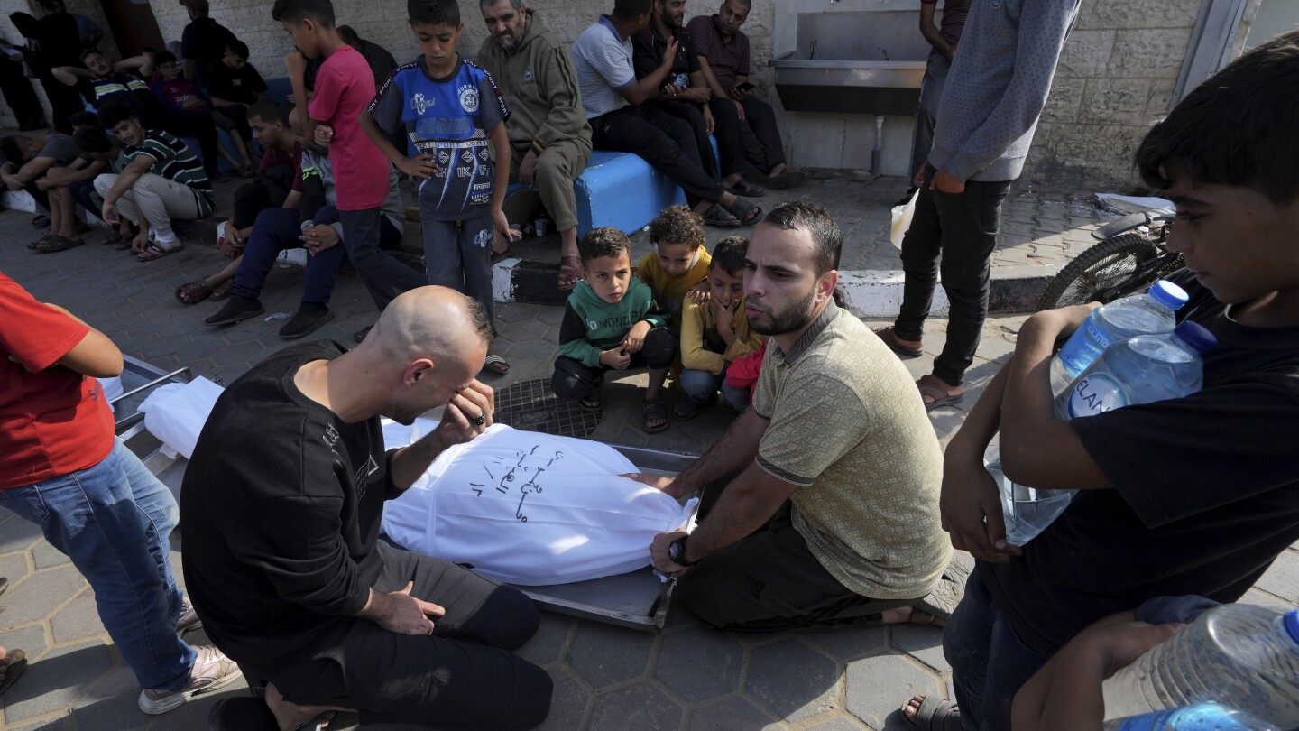 Live updates | Biden says Gaza’s largest hospital ‘must be protected’ as thousands flee the fighting | AP News