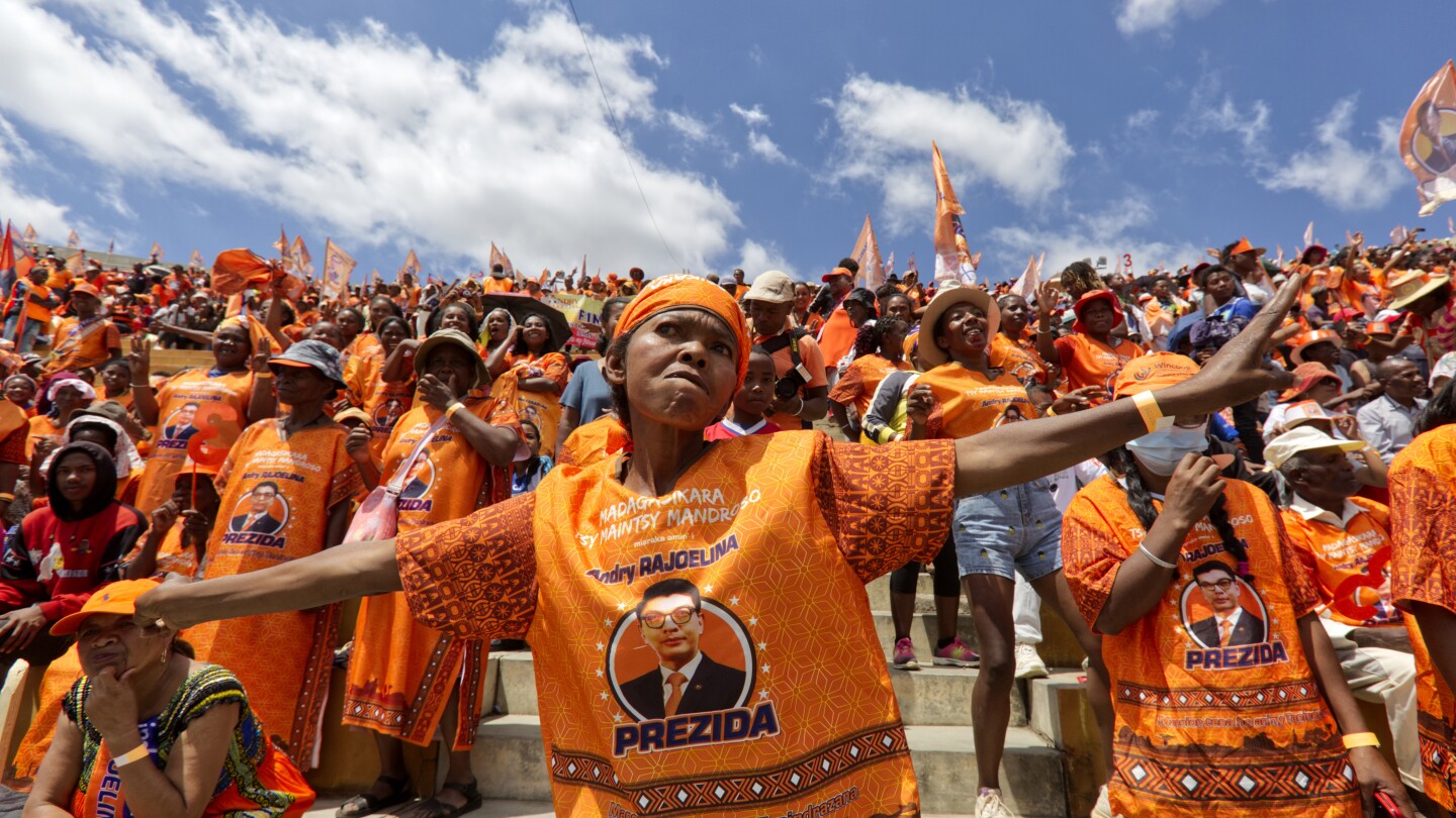 Madagascar’s president seeks reelection. Most challengers are boycotting and hope voters do, too | AP News