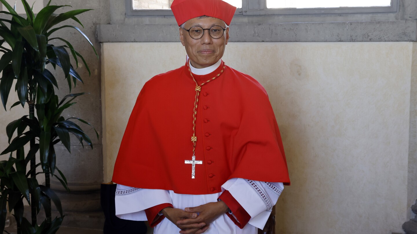 Hong Kong’s Roman Catholic cardinal says he dreams of bishops from greater China praying together | AP News