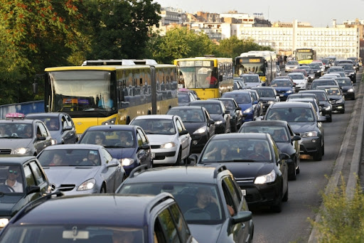 Dizel u Srbiji pojeftinio tri dinara, a cena benzina ostala ista