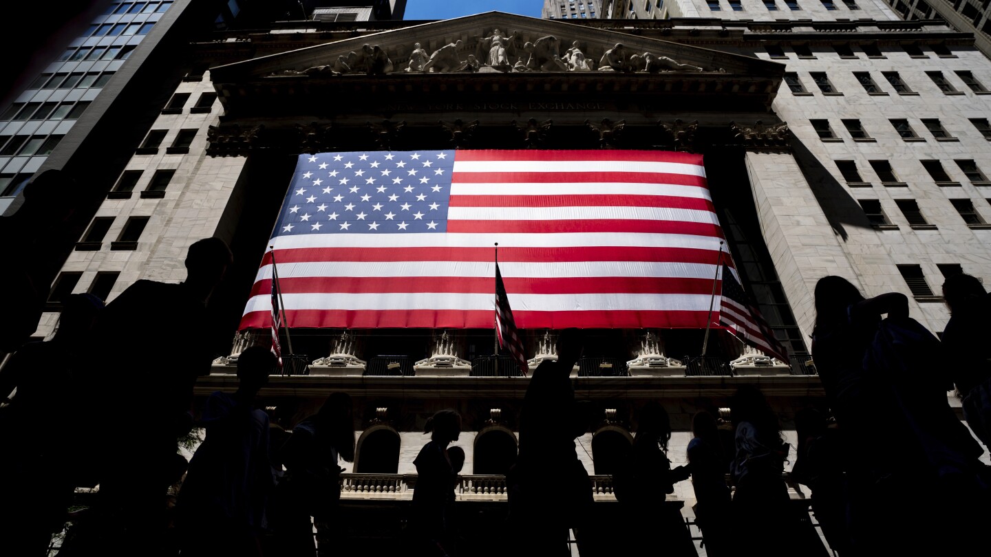 Stock Market Today: World shares mixed after Wall Street’s 3rd straight winning week | AP News