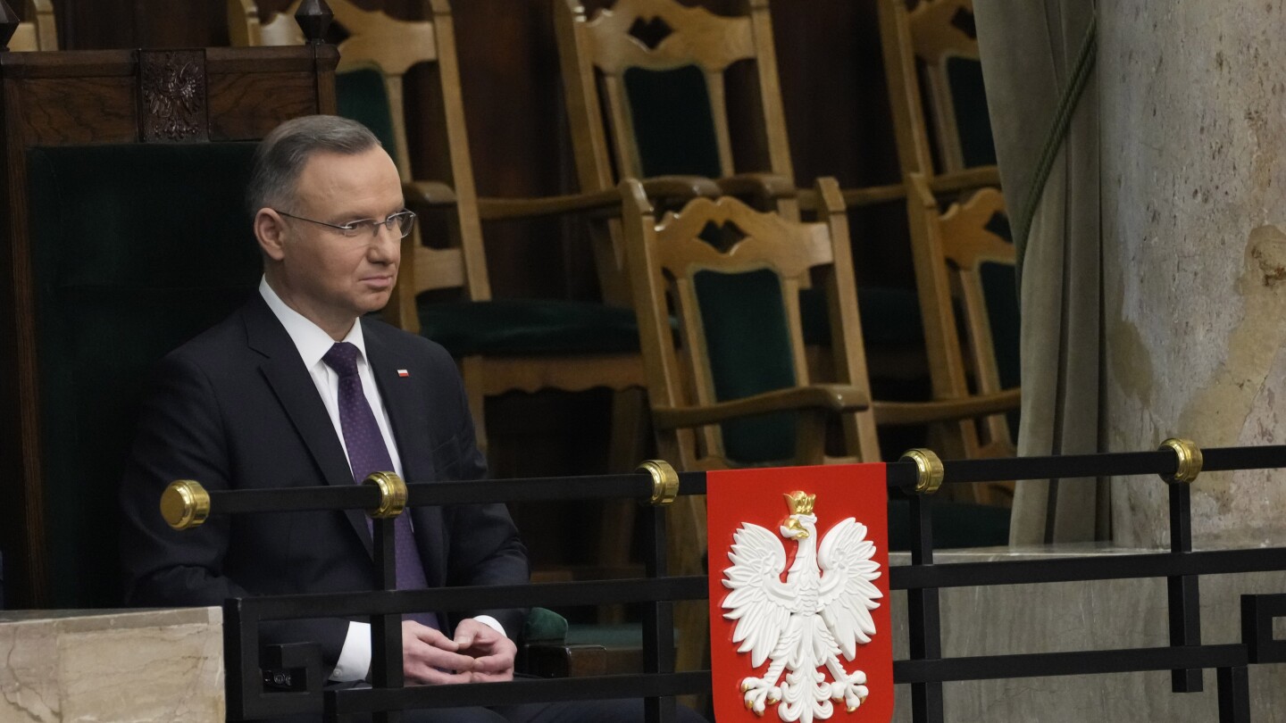 Poland’s president is to swear in a government expected to last no longer than 14 days | AP News