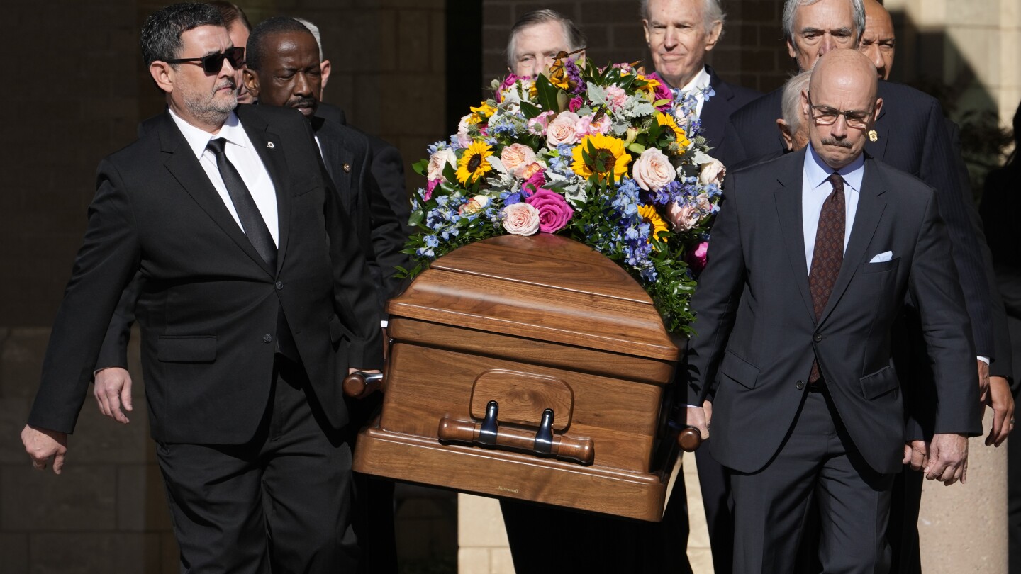 Rosalynn Carter tributes highlight her reach as first lady and humanitarian | AP News