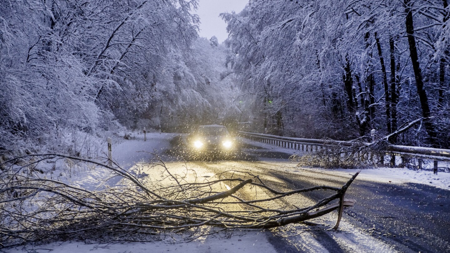 Winter arrives in Northern Europe, with dangerous roads in Germany and record lows in Scandinavia | AP News