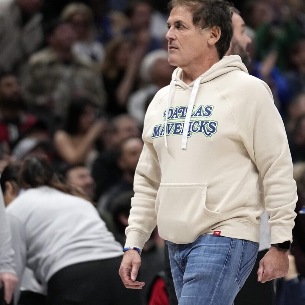 Dallas Mavericks: Mark Cuban working on $3.5B sale | AP News