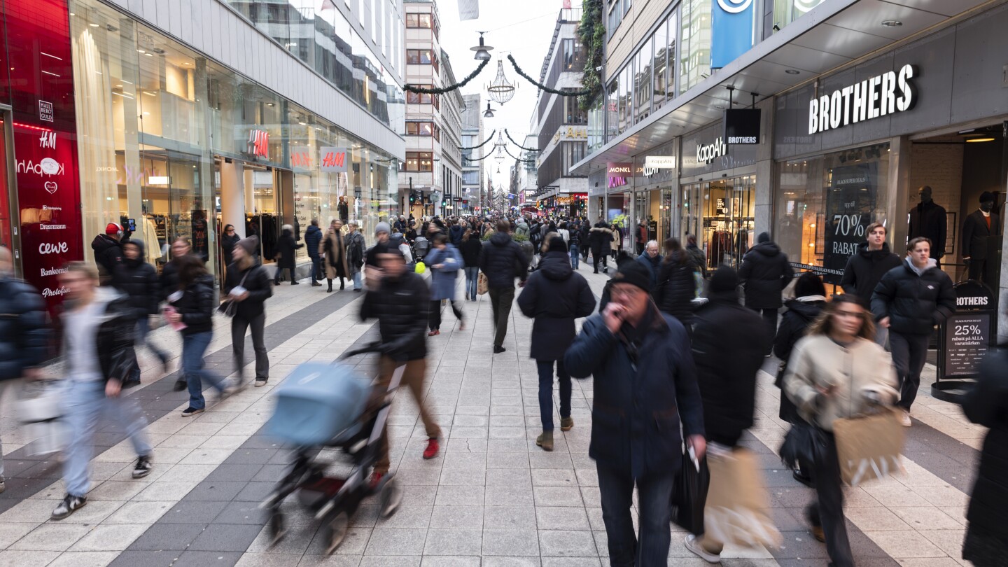 Sweden’s economy shrinks in the third quarter to signal that a recession may have hit the country | AP News