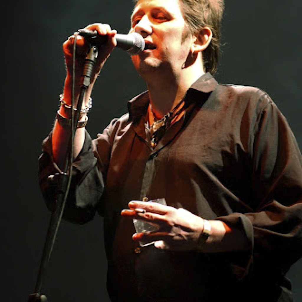 Umro Šejn Makgovan, frontmen grupe The Pogues