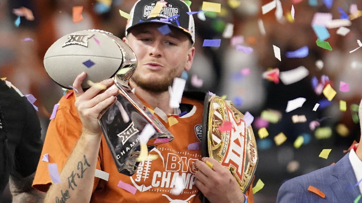 Ewers throws 4 TDs as No. 7 Texas bids farewell to Big 12 with 49-21 title win over Oklahoma State | AP News