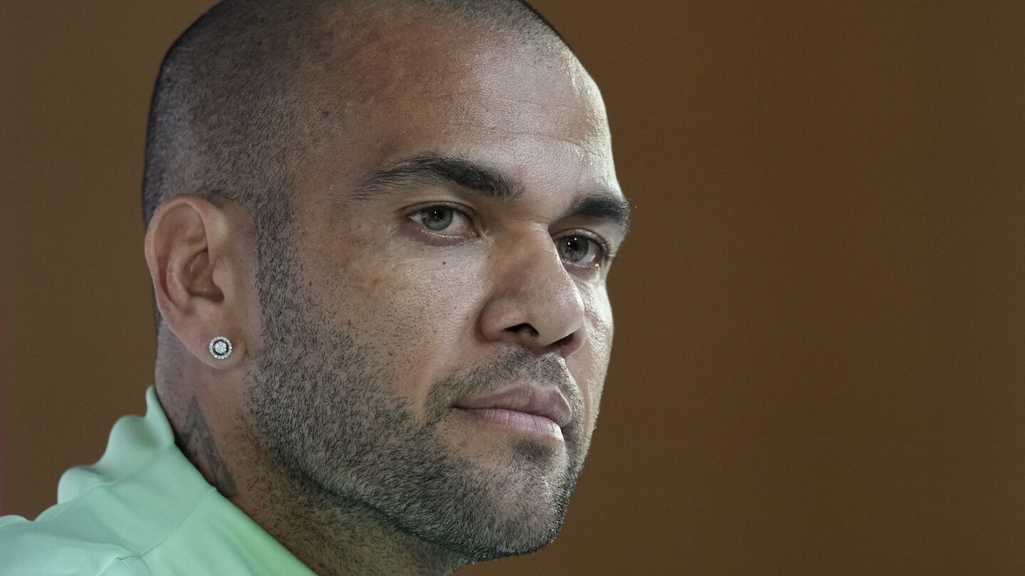 Lawyers for woman accusing Dani Alves of sexual assault seek maximum 12-year sentence for player | AP News