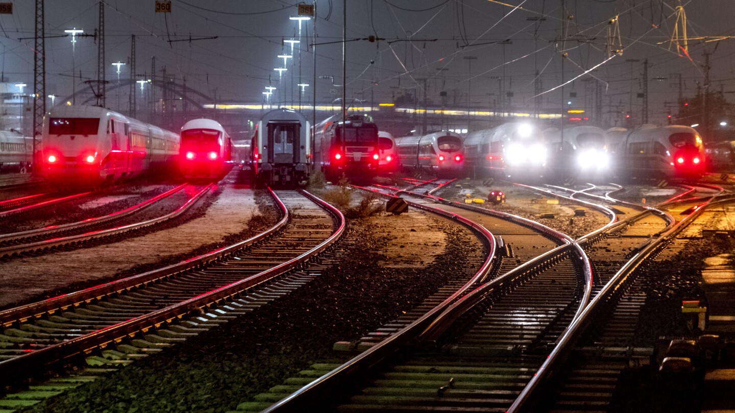 Germany’s train drivers stage a 24-hour strike as contract negotiations stall | AP News