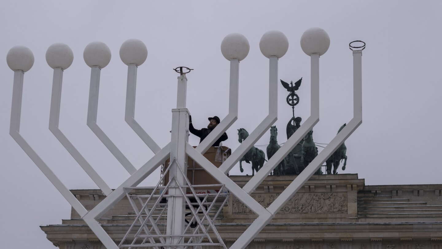 Holocaust survivors mark Hanukkah amid worries over war in Israel | AP News